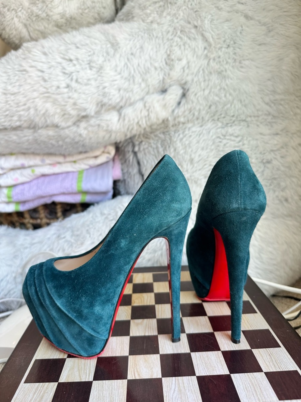 Christian Louboutin Aborina 150 Suede Pumps – EU 35